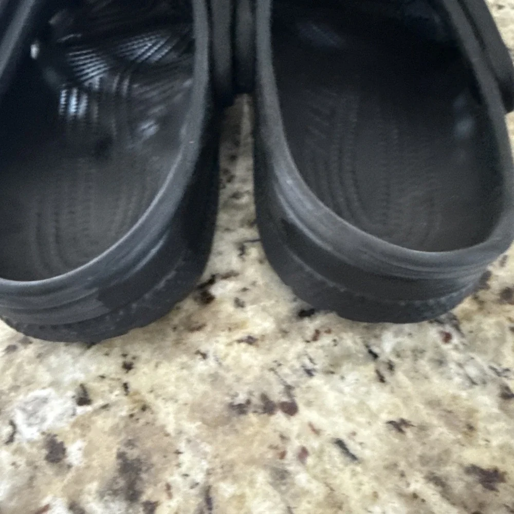 Satihu Clogs in Black Men's sz 5  (Women's sz 7) Sandals Beach Wear Casual. 4224